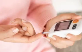 La diabetes es una enfermedad crónica caracterizada por la hiperglucemia- aumento del azúcar en la sangre.