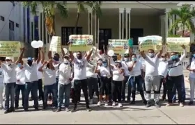 Protesta de los trabajadores del matadero de Suan. 