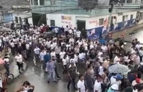 Sepelio de hombre asesinado en Rebolo. 