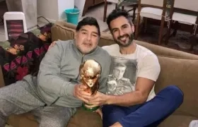 Diego Maradona y Leopoldo Luque. 