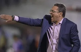 Vanderlei Luxemburgo, técnico brasileño. 