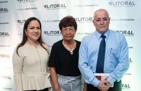 Dra. Alba Lucía Corredor Gómez, Presidenta. Dra. Cecilia Correa de Molina, Rectora y Dr. Juan Carlos Robledo, Vicerrector General. 