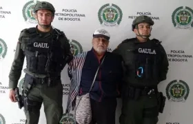 Alias Martín Sombra.