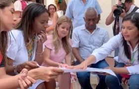 Marcela Dávila, Carmén Vásquez Camacho y Elsa Noguera.