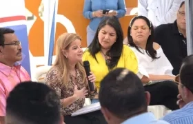 La Gobernadora, Elsa Noguera; la Secretaria de Infraestructura, Nury Logreira y el Alcalde de Tubará, José Coll.
