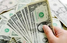 El dólar cerró por encima de los 4.000 pesos.