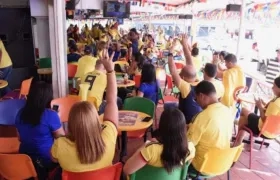 Clientes del estadero La Troja.