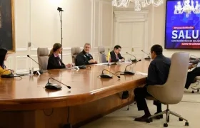 Presidente, Vicepresidenta y Ministros.