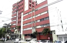 La madre y los trillizos se encuentran en la Clínica General del Norte.