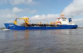 La draga Hang Jun 5001.