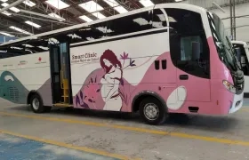 La clínica móvil donada por Siemens.