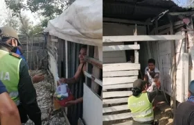 Entrega de mercados en el barrio Me Quejo.