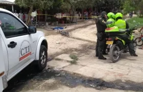 El CTI de la Fiscalía se encargó de la inspección del cadáver.