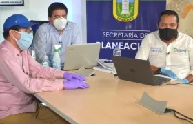 El Alcalde Rodolfo Ucrós, presentando en el Plan de Desarrollo.