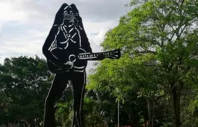 Escultura a Shakira