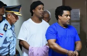 Ronaldinho y su hermano.