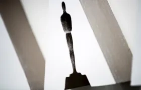 La decisión se tomó por videollamada de Junta de Gobernadores de la Academia.