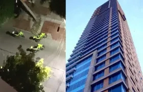 La Policía acudiendo al lugar de los hechos.