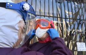 En ambiente de pánico las medidas son aceptadas sin ninguna resistencia. 