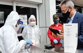 Foto de un vuelo humanitario español desde Caracas.