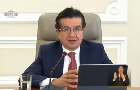 Ministro de Salud, Fernando Ruíz.