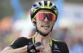 El británico Adam Yates.