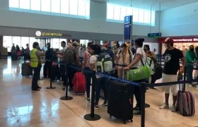 Imagen de uno de los vuelos humanitarios coordinados por la Cancillería.