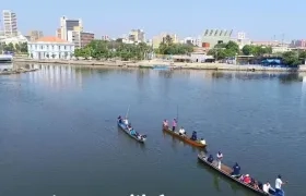 El alcalde en un recorrido por Caños de Barranquilla