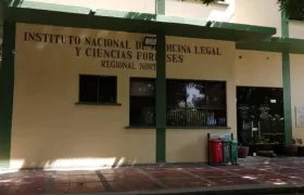 El cadáver de la víctima fue llevado a Medicina Legal por parte de las autoridades. 