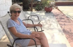 Lola Salcedo Castañeda, Q.E.P.D