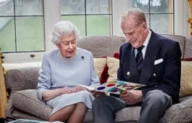 La Reina Isabel y su esposo, el príncipe Felipe, en una foto reciente.