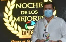 El Alcalde de Sabanagrande, Gustavo De La Rosa.