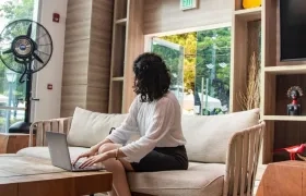 La idea de este concepto es convertir los hoteles en unos espacios de trabajo con todas las comodidades de las vacaciones.     