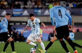 Lionel Messi de Argentina, durante el partido frente a Uruguay por las eliminatorias a Catar 2022. 