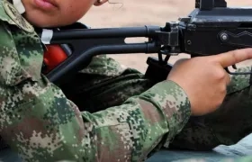 Imagen de referencia de mujer en el Ejército.