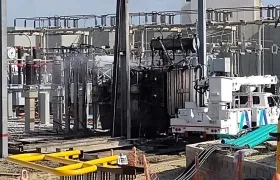 Así quedó el transformador tras el incendio.