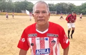 Profesor Carlos Rueda.