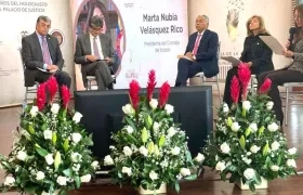 Representantes de las Altas Cortes durante los actos.