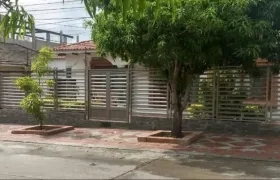 Los ladrones ingresaron a esta vivienda disfrazados con uniformes de la Sijin. 