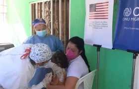 La vacunación también incluye a menores de edad.