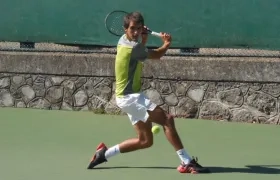 Carlos Ramírez Utermann, tenista suspendido. 