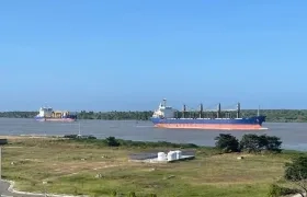 El canal de acceso sigue con su profunda crisis.