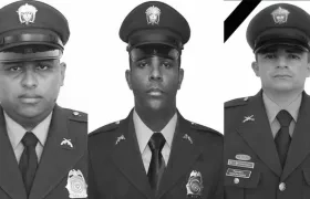 Los tres policías asesinados en Guaranda (Sucre) y Caucasia (Antioquia).