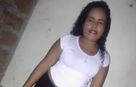 Mari Carmen Andreina Colina Salas.