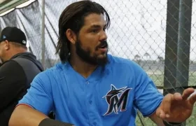 Jorge Alfaro, receptor de los Marlins. 