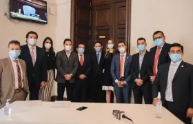 Comisión Séptima del Congreso acompaña al Ministro de Salud.