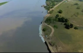 Trabajos de protección en la zona ribereña.