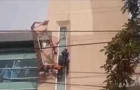 Los obreros fueron rescatados. 