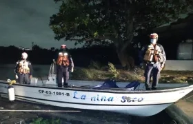 Embarcación recuperada por la Armada Nacional. 