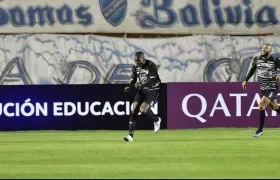 Germán Mera celebrando el empate temporal del Junior.